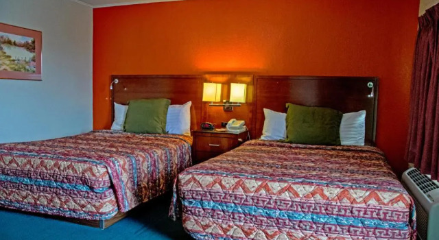 Двухместный номер Standard Americas Best Inn and Suites Emporia