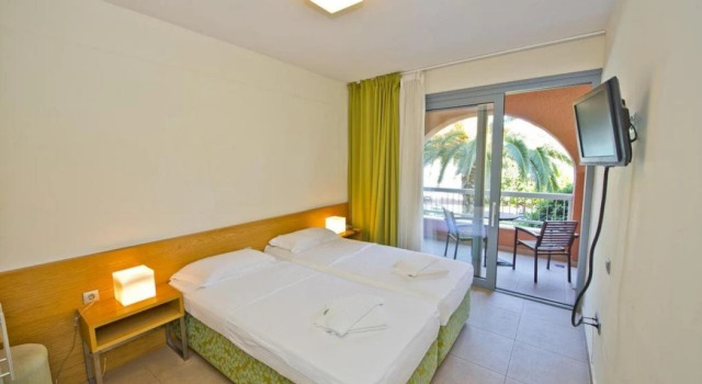 Hanioti Hotel
