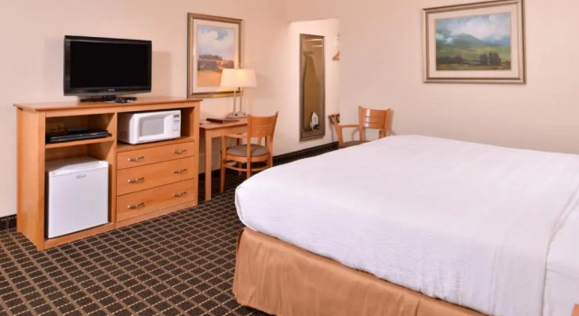 Двухместный номер Deluxe Campus Inn & Suites Eugene Downtown