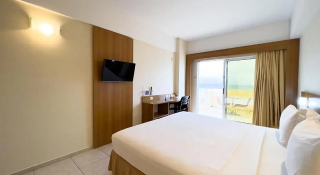 Номер Deluxe с балконом и с видом на море Praiamar Ponta Negra Hotel