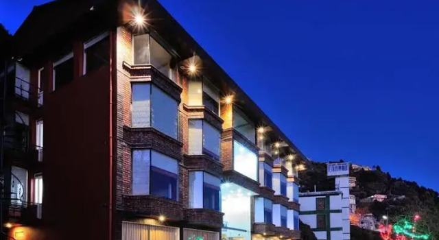 Hotel QiK Stay at The High Walls