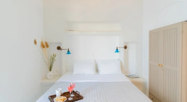 Двухместный номер Deluxe с балконом Antonina Hotel