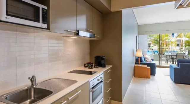 Апартаменты с 2 комнатами с балконом и с видом на океан Oaks Hervey Bay Resort and Spa