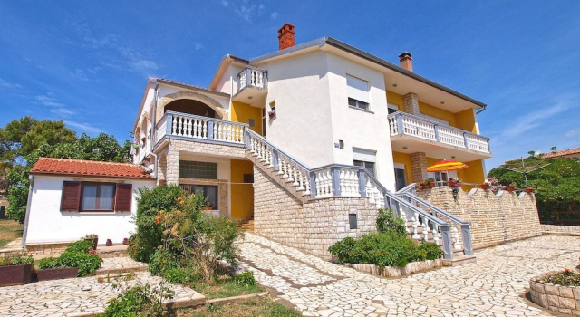 Apartments Vladislava 906, Забронировать Апартаменты/квартира Лижнян Pula Riviera