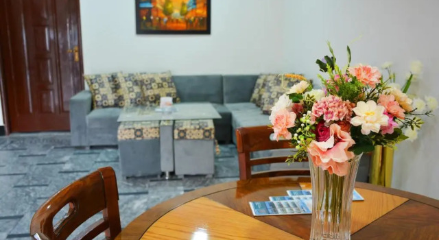 Апартаменты с балконом Khyber Guest House & Restaurant