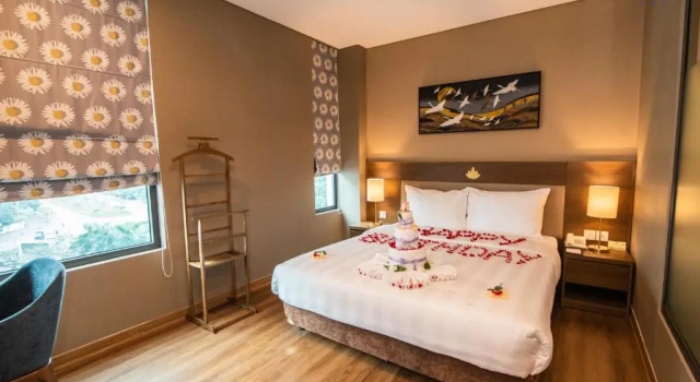 Апартаменты Deluxe Purple Lotus Hotel