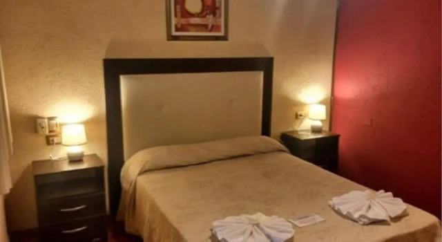 Hotel Ideal, Забронировать Отель Отели Вилья-Карлос-Пас с парковкой, рядом с Uruguay Bridge, Парковка