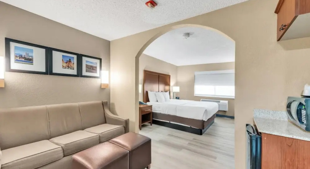 Двухместный номер Standard Comfort Suites Lakewood - Denver
