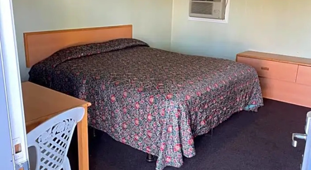 Ramona Motel, Rezerwuj Motel Hotele w Hemet z parkingiem, Parking