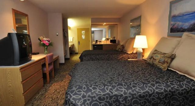 Четырёхместный номер Standard The Tillamook Inn