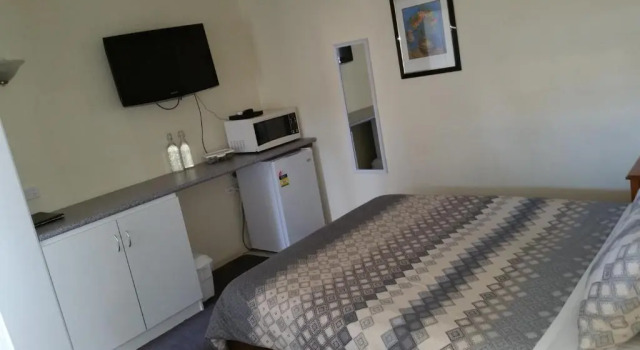 Семейный номер Standard Kaniva Midway Motel