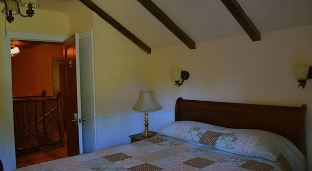 Номер Standard с балконом и с видом на реку Guerneville Lodge