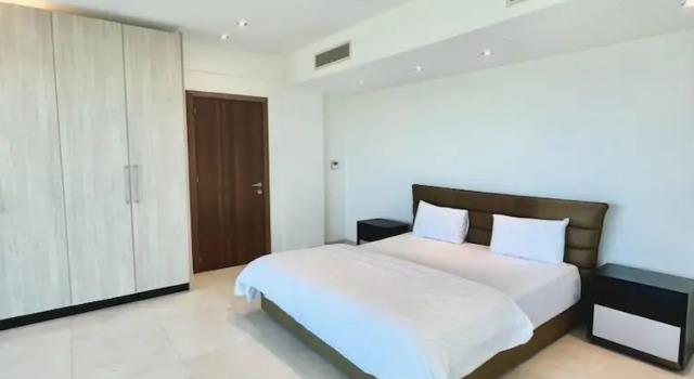 Appartamento Luxury 3 camere con balcone e con vista mare Aphrodite Plaza