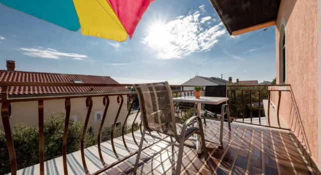 Студия с балконом Apartments Tartuga