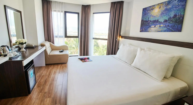 Двухместный номер Deluxe с балконом и с видом на горы The Sol Hotel