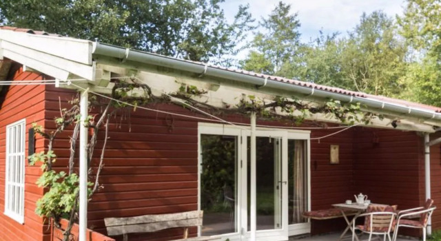 "Bisera" - 250m from the sea in Djursland and Mols, Rezervasyon Otel Vestjylland otoparklı oteller, Otopark