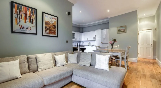 Beautiful 2 bed in Heart of West London, Забронировать Отель Отели Лондона 3 звезды, рядом с Улица Уэстбурн-Гроув, 3*