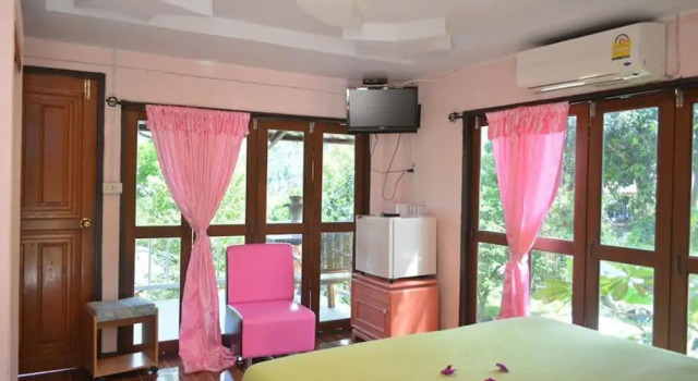 Tayida Resort & Homestay, Забронировать Курортный отель Отели Южного Таиланда с парковкой, Парковка