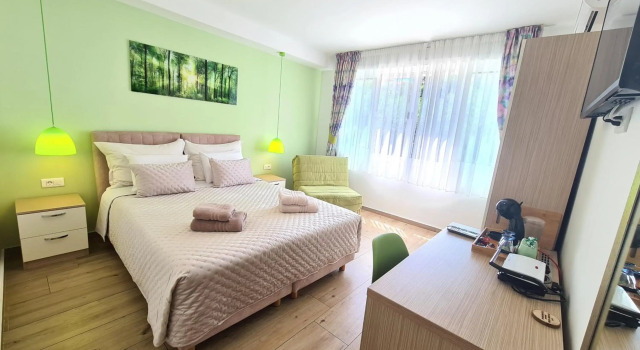 Coloured Rooms, จอง โรงแรม สปลิท Split-Dalmatia County