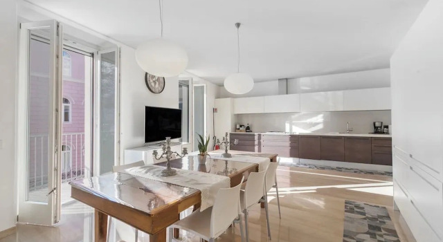Апартаменты Luxury Life & View Luxury Apartments