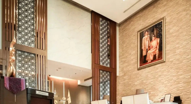 Holiday Mansion Bangkok, Забронировать Отель Отели Бангкока 3 звезды, рядом с Государственная больница Полис Дженерал, 3*