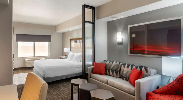 Двухместный люкс Best Western Premier Liberty Inn & Suites