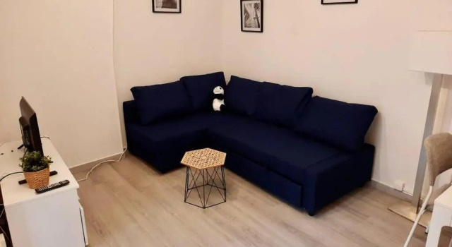 Grand studio confort avec extérieur, Rezerwuj Hotel Reims Champagne
