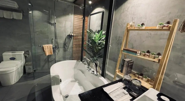 Семейный номер Standard с видом на сад KP Hotel