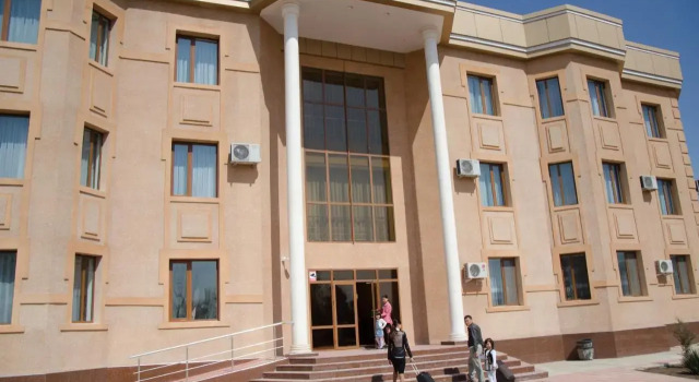 Poytaxt, Prenota Hotel Nukus Republic of Karakalpakstan