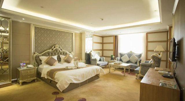 Rui Zhi Hotel, Buchen Sie Hotel Qujing Yunnan