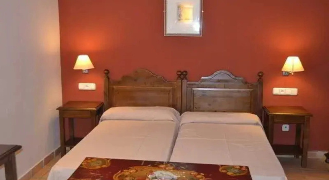 Двухместный номер Standard с балконом Hotel GHM Monachil