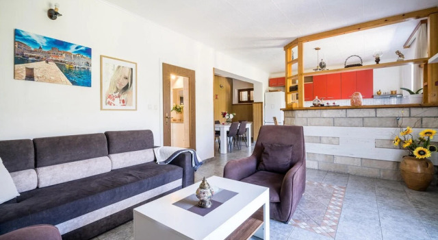 Amazing Apartment in Gruda With 2 Bedrooms and Wifi, Забронировать Апартаменты/квартира Апартаменты Груды, Апартаменты/квартира