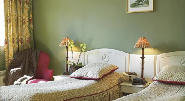 Bjørnafjorden Hotell, Book Hotel Hoteller i Osoyro med parkering, Parkering