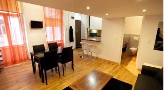10 House Budapest, Varaa Hotelli 07. Erzsébetváros 