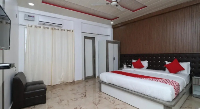 Capital O 13722 Hotel Walnut Inn, Rezervovat Hotel Mussoorie Uttarakhand