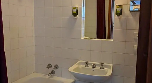 Люкс Prince of Wales Hotel