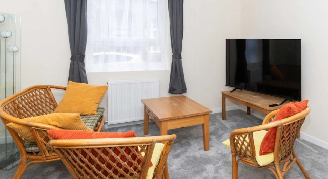 Brilliantly Located 2BD Flat Heart of Edinburgh!