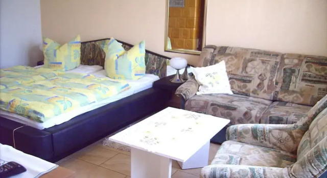 Бунгало to the Beach Comfortable Holiday Residence