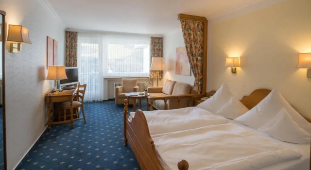 Двухместный номер Standard с балконом Hotel Garni Fürst von Waldeck