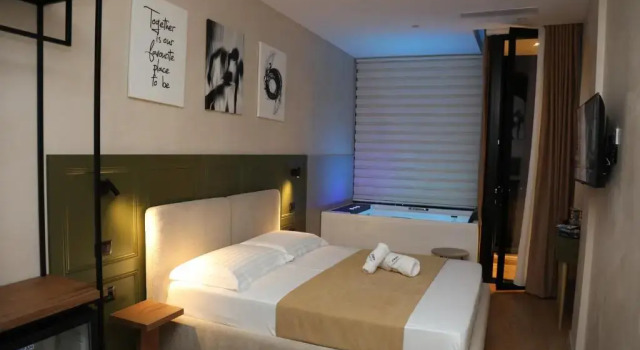 Z art Hotel, Đặt Khách sạn Kruje Durres County