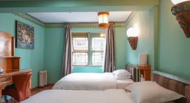 Номер Standard Tashitakge Hotel Lhasa