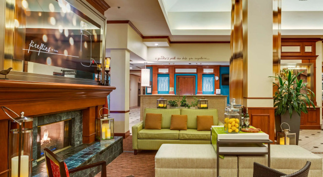Hilton Garden Inn Cleveland Airport, จอง โรงแรม Fairview Park Ohio