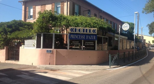 Princesse D'azur, Rezervasyon Otel Sainte-Maxime kahvaltılı oteller, Kahvaltı
