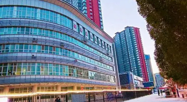 Urumqi Jingxinyuan Political and Law training Center, Book Hotel Hotels in Xinjiang with Parking, Parking