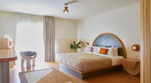 Номер Deluxe The Capri Hotel