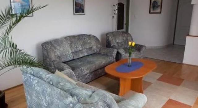 Flora Villa