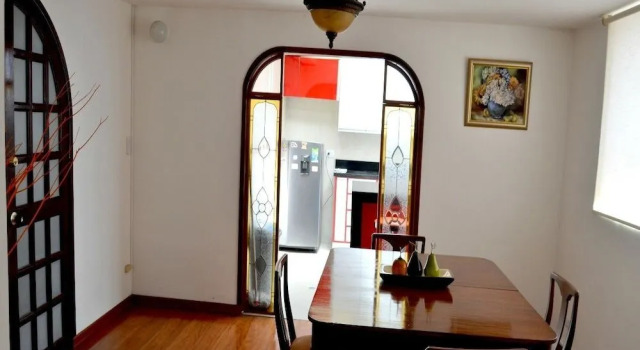 Aparta Suite Casa Regis