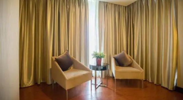 Lake-view Hotel, Rezervasyon Otel Guangdong otoparklı oteller, Otopark