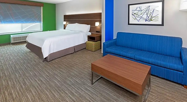Люкс Deluxe Holiday Inn Express & Suites - Shreveport - Downtown by IHG
