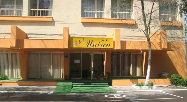 Hotel Unirea, Varaa Hotelli Hotellit Mamaia-Sat pysäköinnillä, Pysäköinti